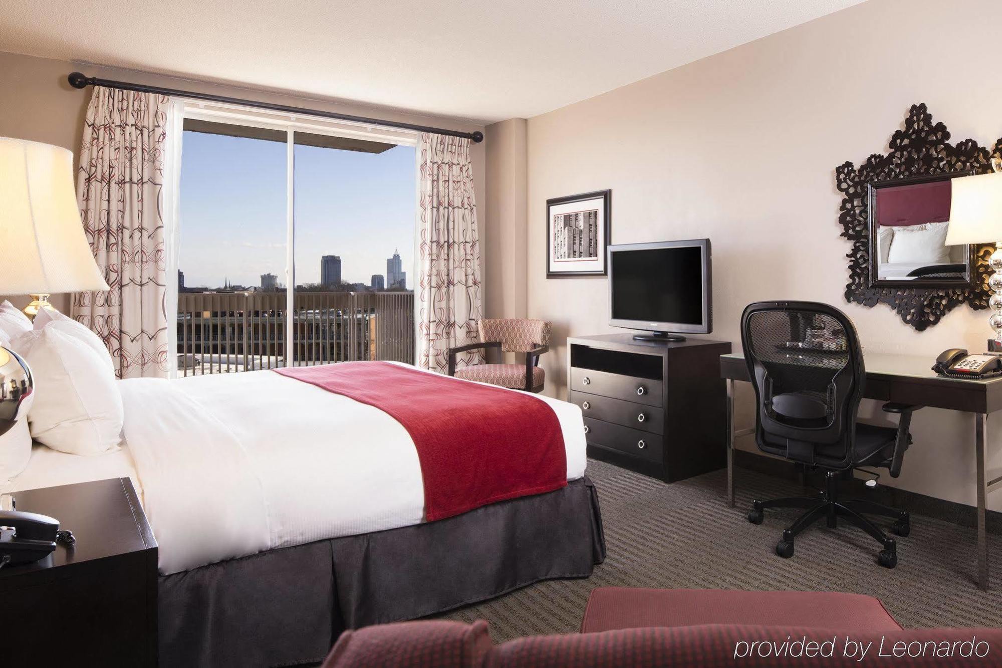 Doubletree By Hilton Hotel Raleigh - Brownstone - University Exterior foto